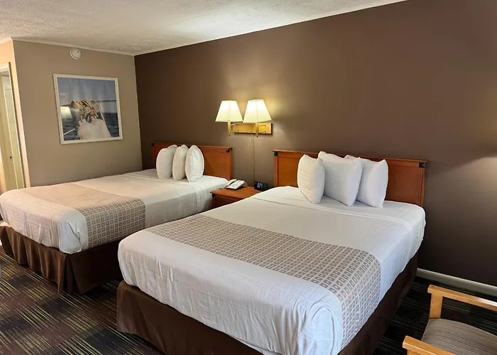 South Shore Inn