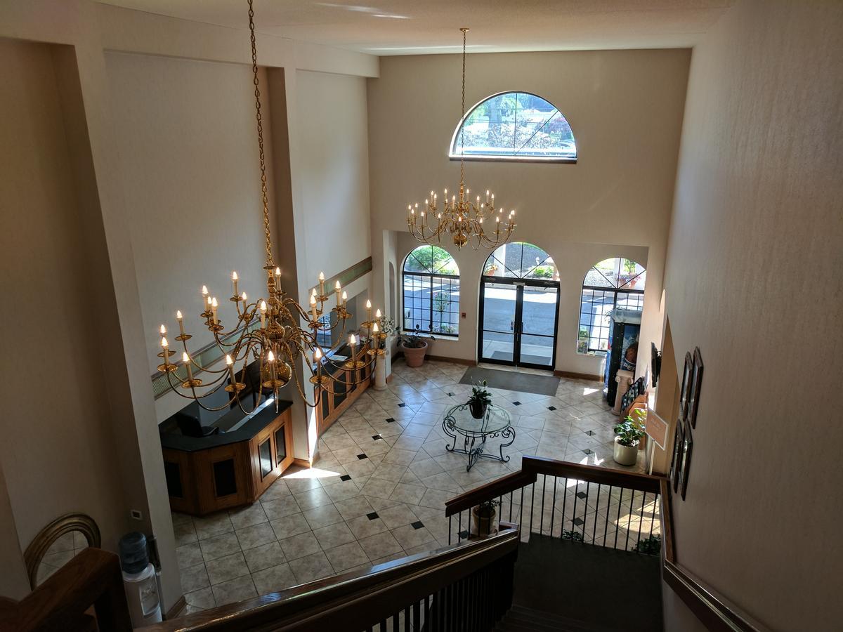 Inn South Shore